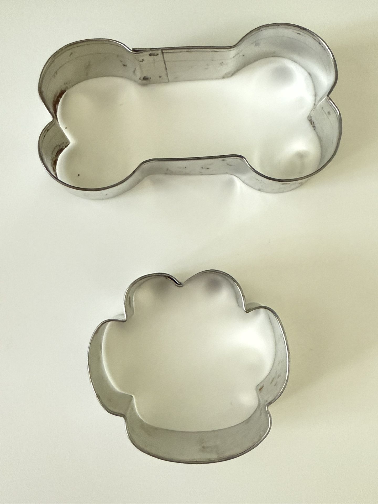 2 Piece Dog Bone and Paw Cookie Cutter Baking Set