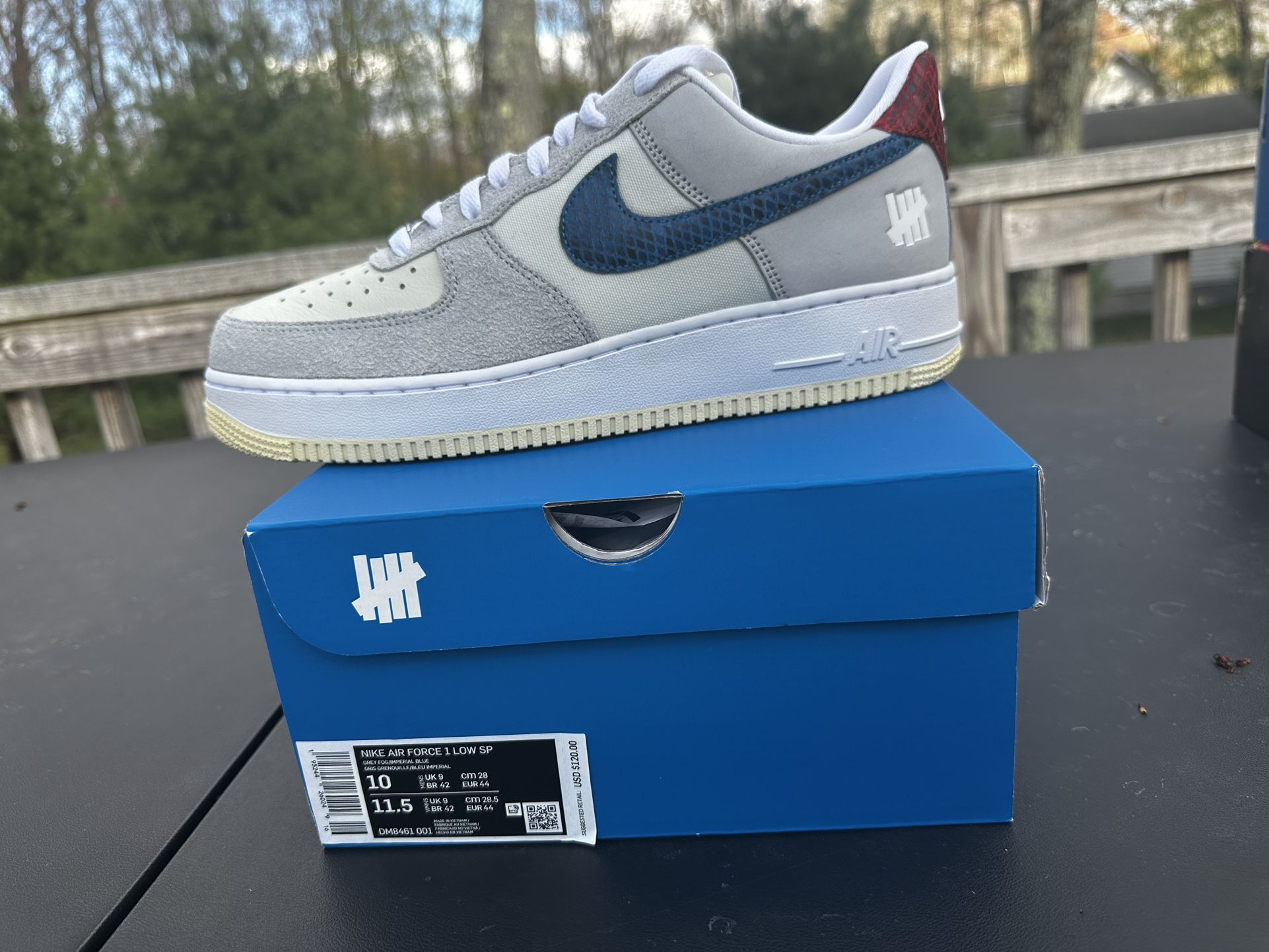 Nike