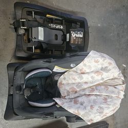 Carseat With Extra Base