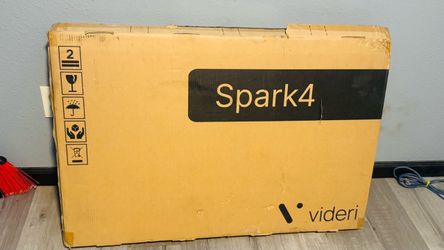 VIDERI SPARK 4 43” BRAND NEW