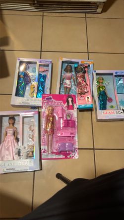 Fashion Doll Toy Bundle – 6 Pieces