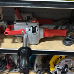 Milwaukee 1/2" Corded Hole Hawg Drill 