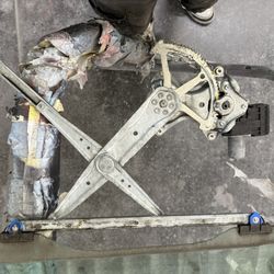 2018-2024 Toyota Window