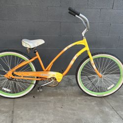 Beach Cruiser Electra Daisy