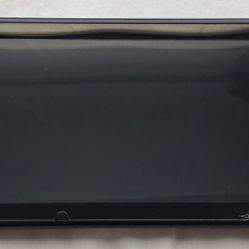 NINTENDO SWITCH CONSOLE (No Oled version and the broken thing is the screen protector)