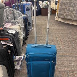 Samsonite 22" Softside Carry-On Luggage Spinner - Turkuaz, New