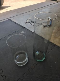 2 glass cylinders