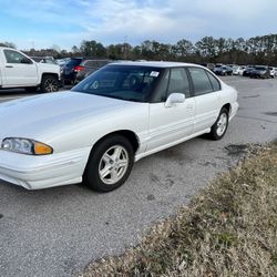 1998 Pontiac Bonneville Se