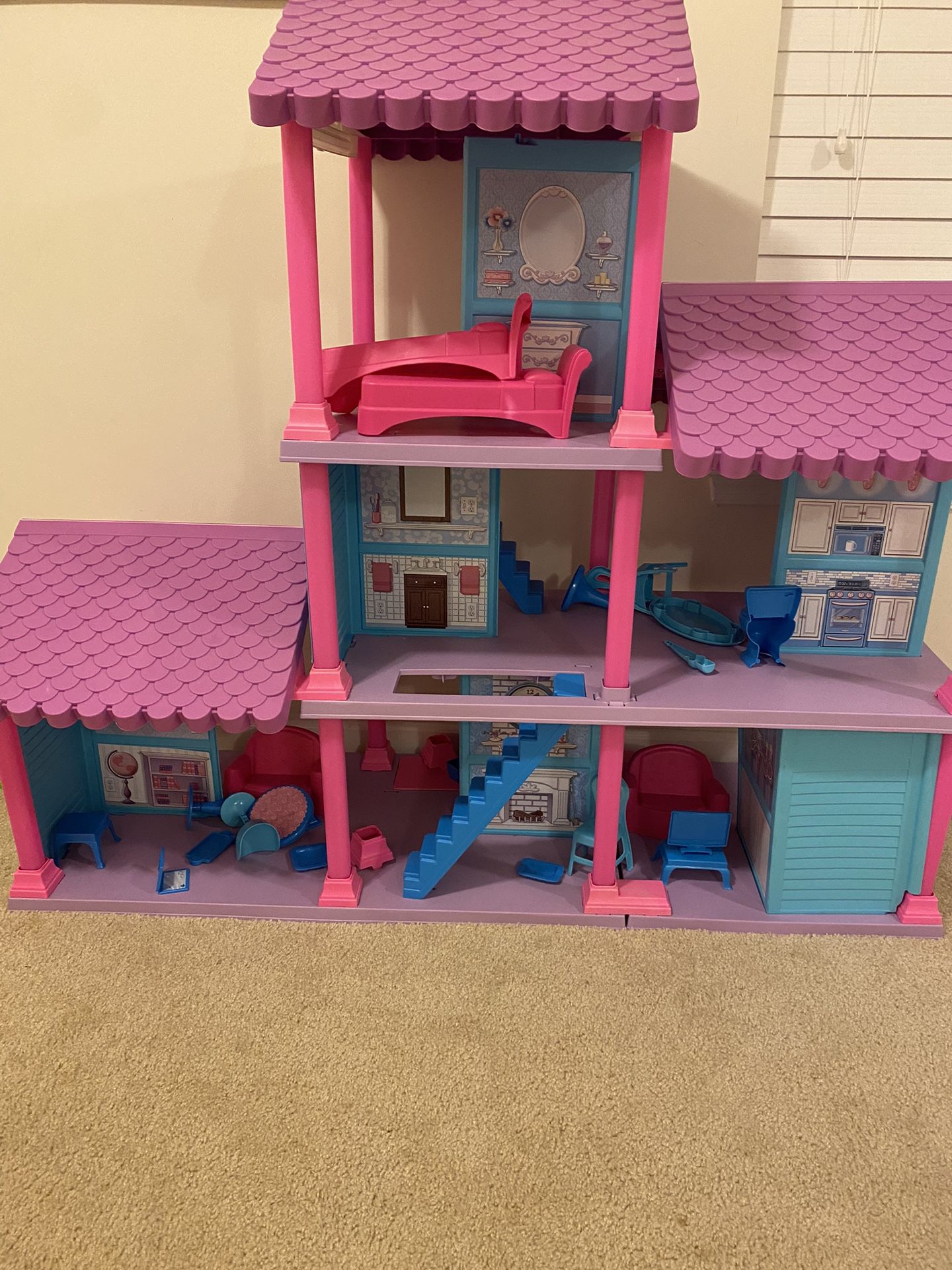 American delight dollhouse