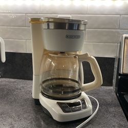Works Beautifully Programmable 12c Coffee Maker