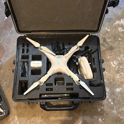 PHANTOM 2 DJI DRONE **Barely Used**