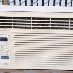 Hampton Bay Window Air Conditioner 