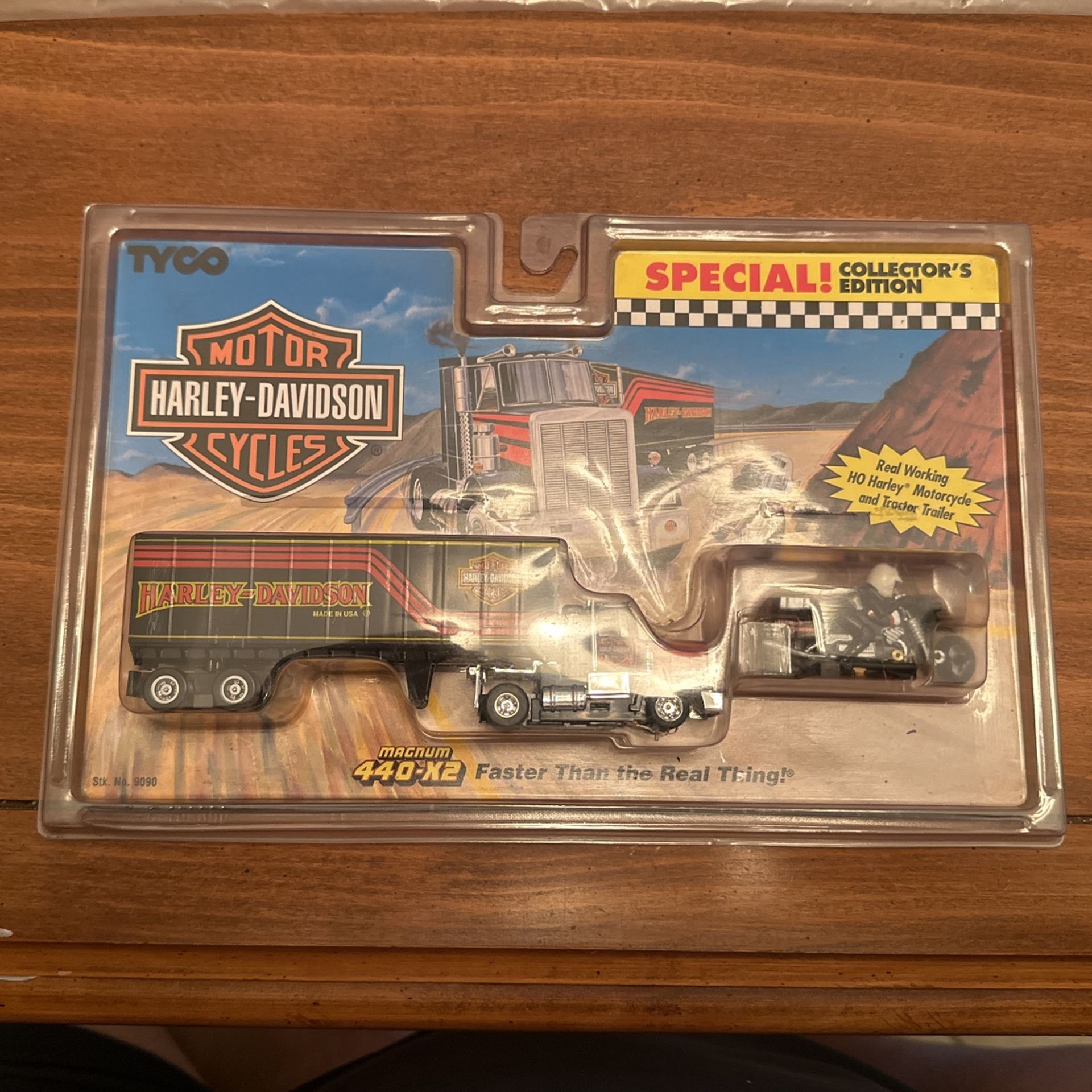 Tyco Harley Davidson Tractor Trailer And Motorcycle 