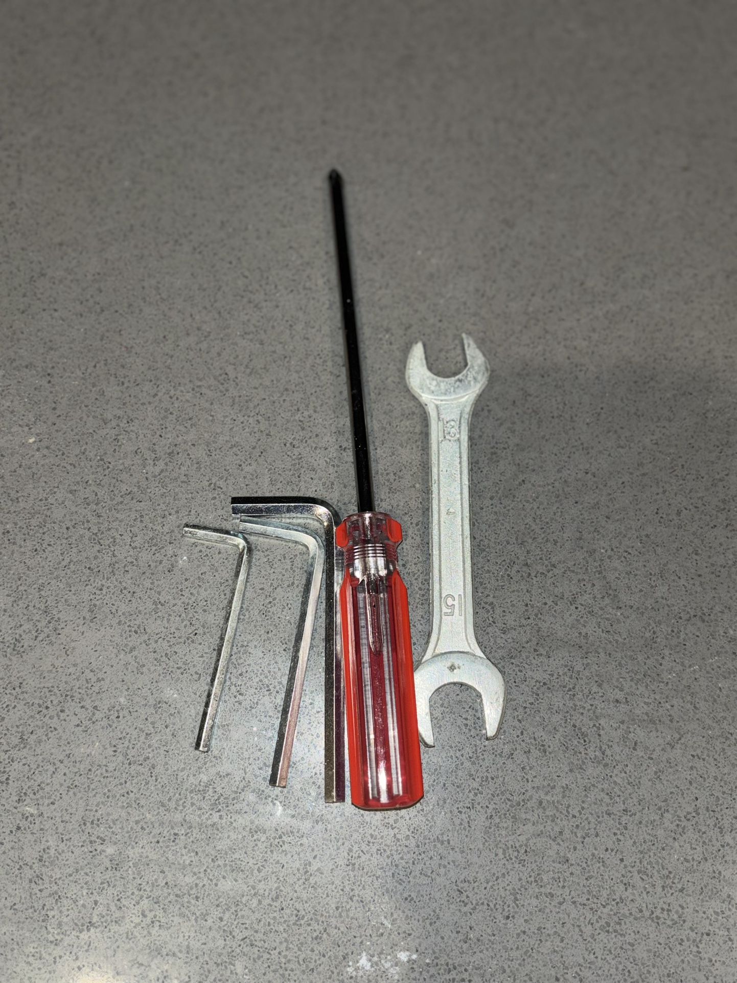 Screwdriver & L-Shaped Screwdriver