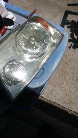 F150 driver side headlamp. 2004-2008.
