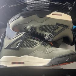 Jordan 4 Undefeated - Size 11 Brand New