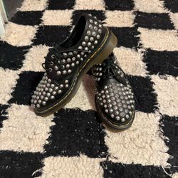 Doc martens “Harlen”  Studded Oxford
