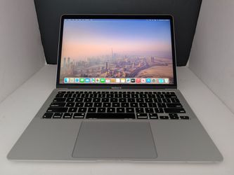 13.3" Apple MacBook Air Laptop 2020 Sequoia 15.7.9.