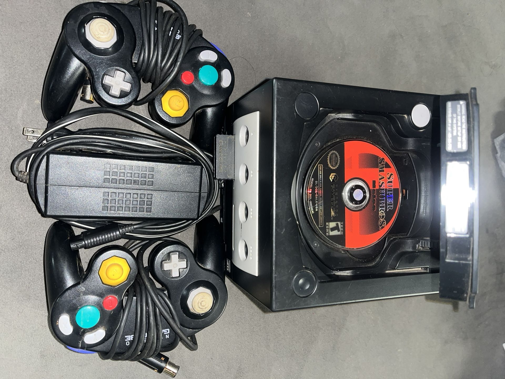 Nintendo Game Cube w/ Super Smash Bros Melee
