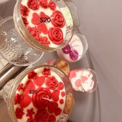 Homemade soy wax candles