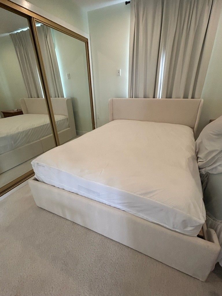 New Unopened Upholstered fabric bed with storage drawers Queen Cream
