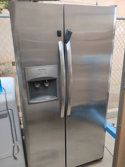 Frigidaire stainless refrigerator