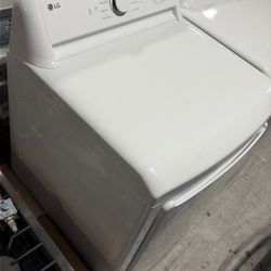 LG Electric Dryer 