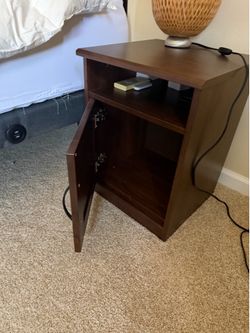 Lovely dark brown night stands..