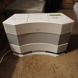 BOSE Acoustic Wave Music System