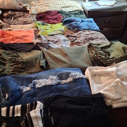 Woman's Size 3xl   18 Pieces Nice Clothes All For 5 dollars 