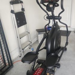 Elliptical/Exercise 