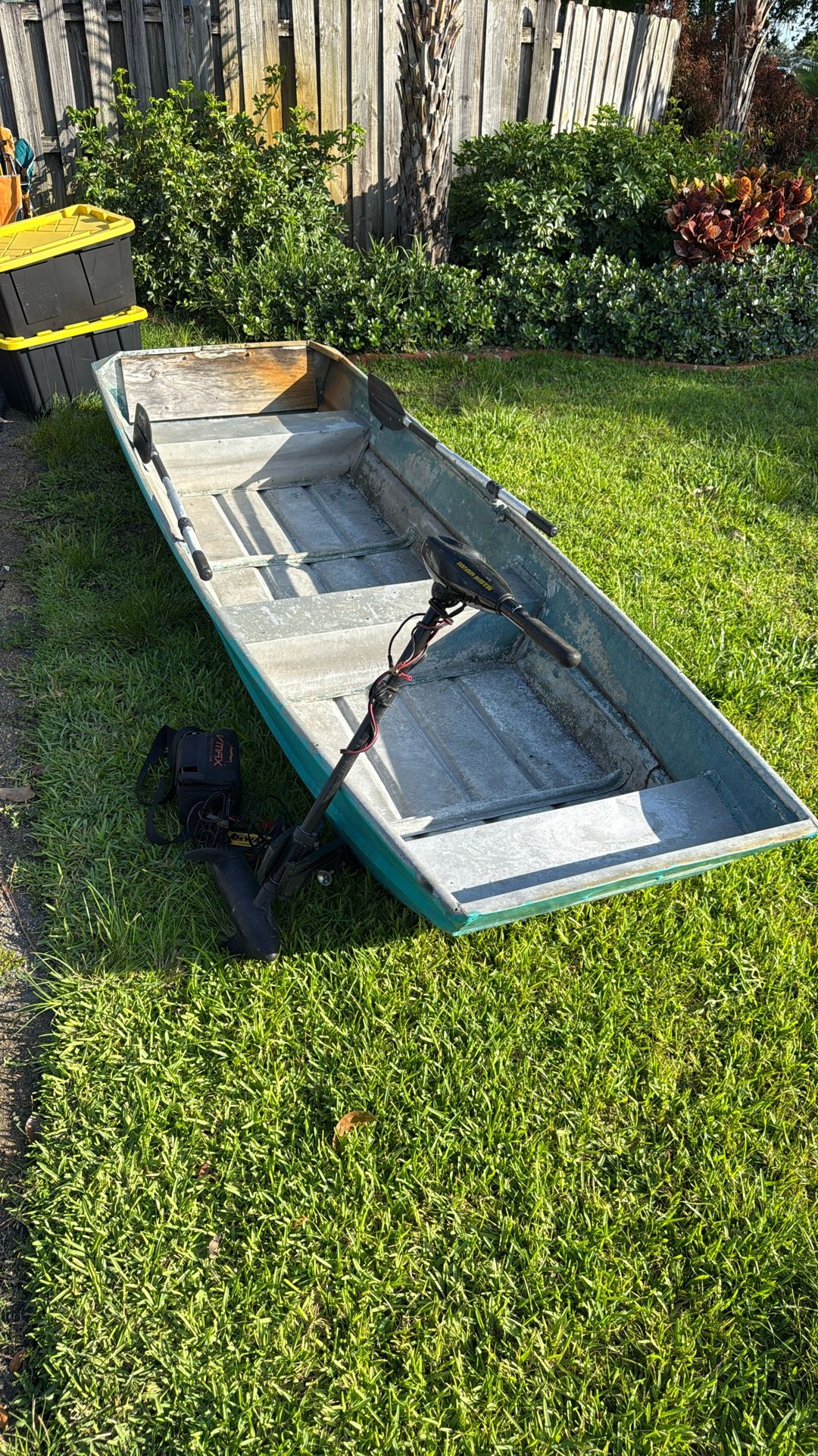 12ft Jon Boat With Minn KotaElectric Motor