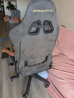 Gaming chair with foot rest
