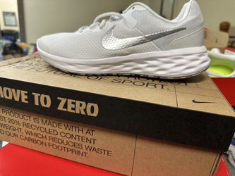 Nike Gray