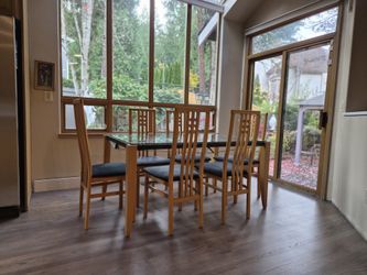 Rectangle Real Wood And Glass Dining Table With 6 Or 8 Chairs