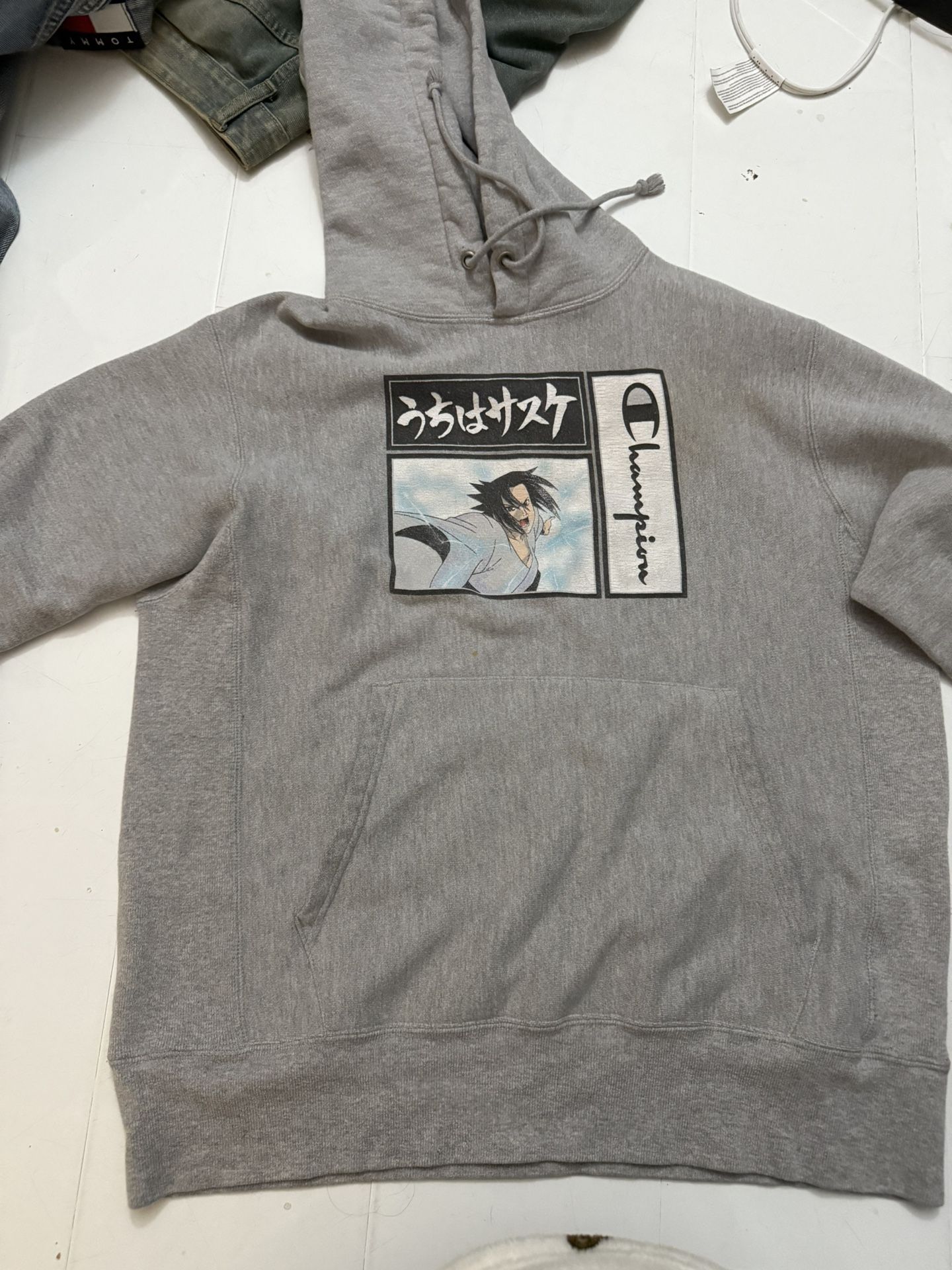 Sasuke Hoodie Size m