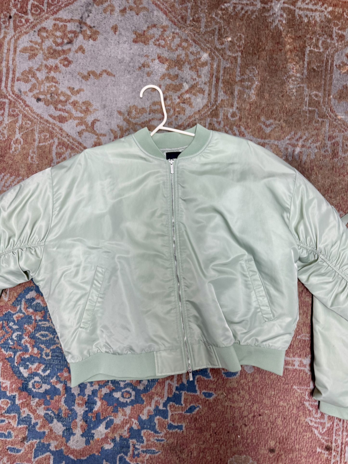 MINT BOMBER JACKET LARGE