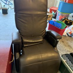 Human Touch Power Zero Gravity Massage Chair