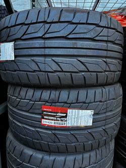 Nitto NT555 G2 Tires 305/35ZR20 XL 107W