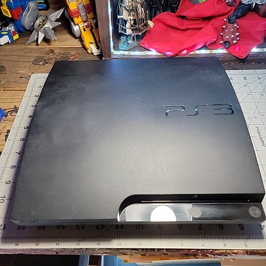 FOR PARTS OR REPAIR Sony PlayStation 3 PS3 Slim  CONSOLE ONLY CECH-3001A AS IS