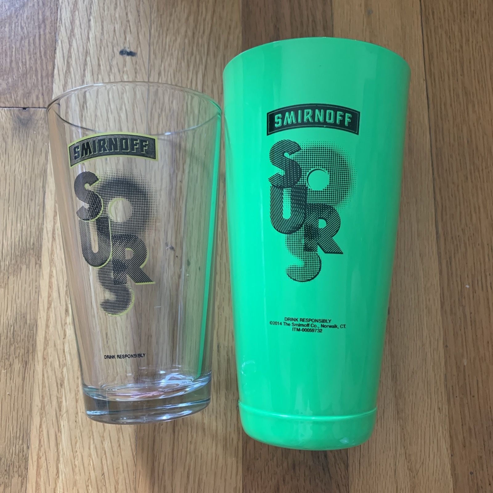 Smirnoff Sours Glow In The Dark Cocktail Shaker