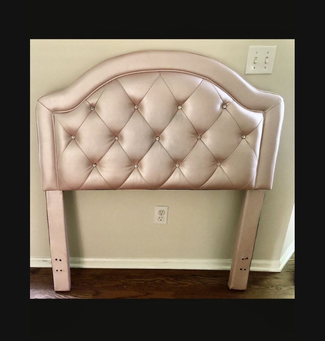 Twin Headboard 