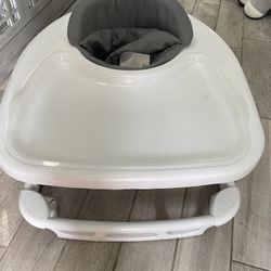 Joovy Baby Walker 