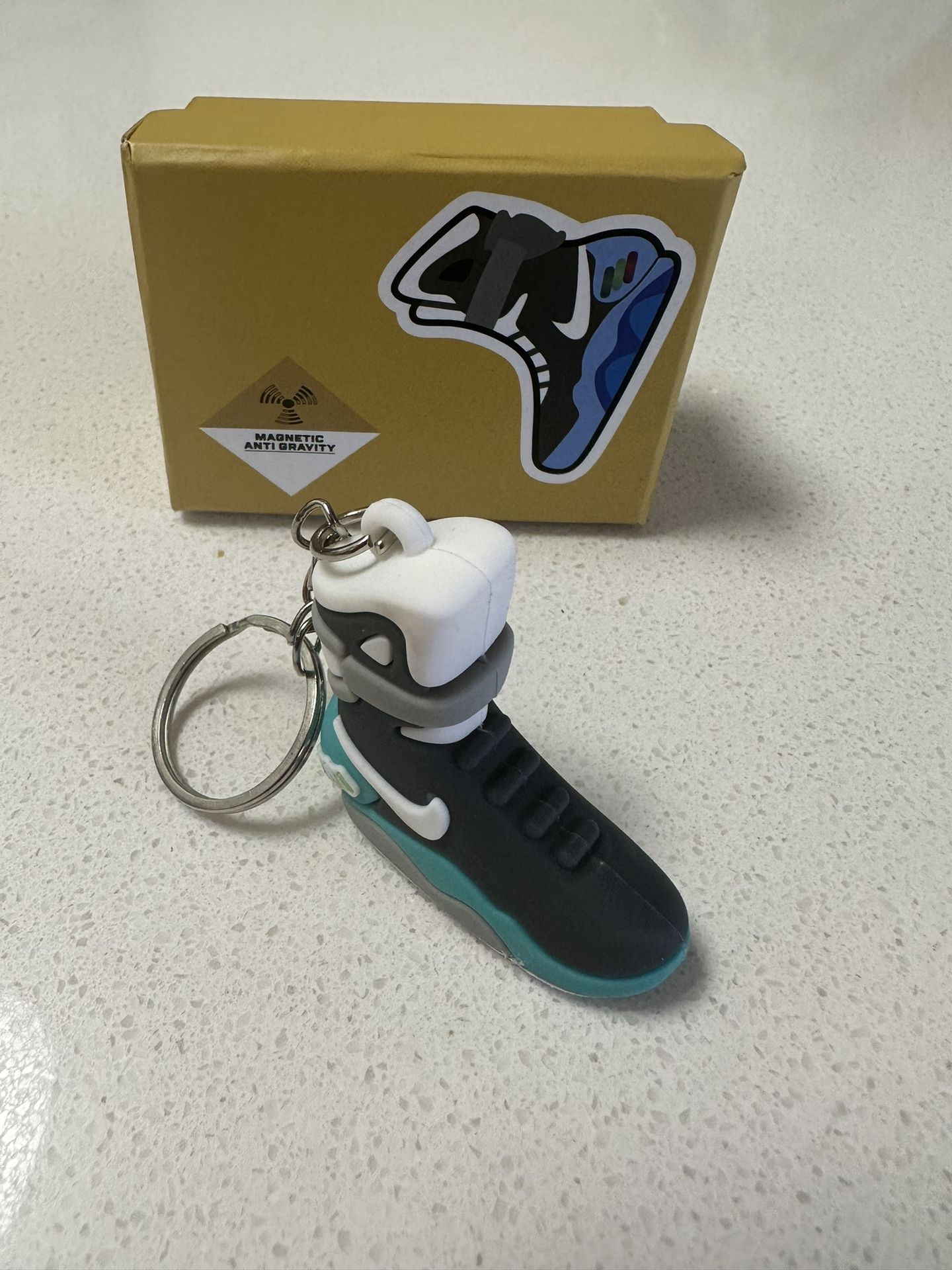 Keychain Nike Mag 😍(Back to the Future)