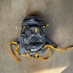 High Sierra Hydration Pack