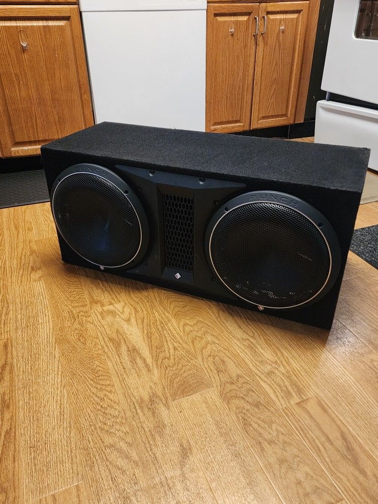 Rockford Fosgate Punch P3-2X12
(Cash Only)