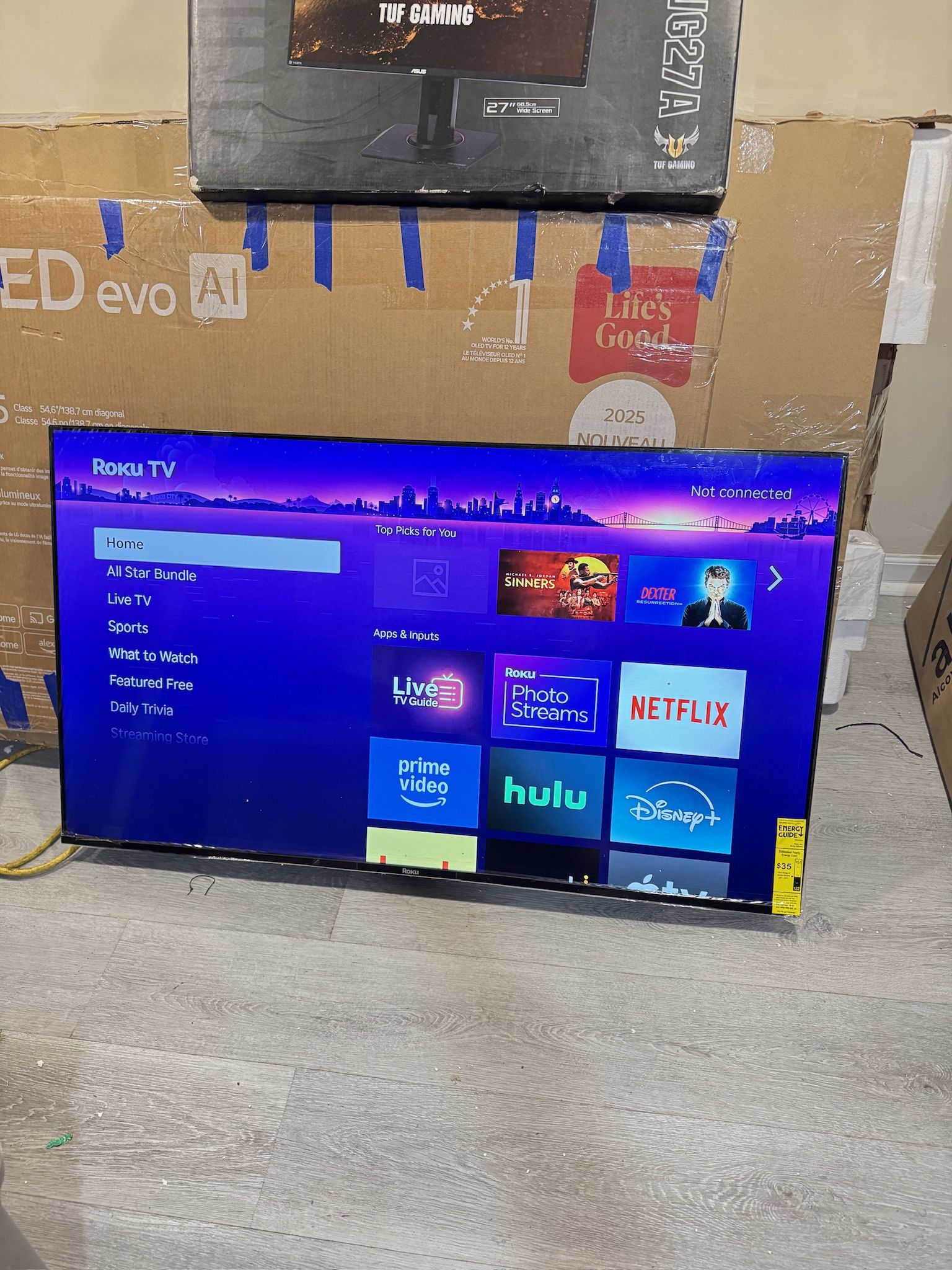 Roku - 50" Class Select Series 4K LED Smart RokuTV (2025)