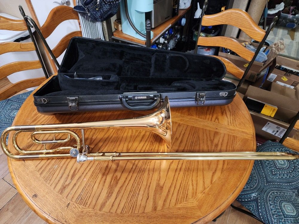 Yamaha Trombone with Trigger model YSL-448G