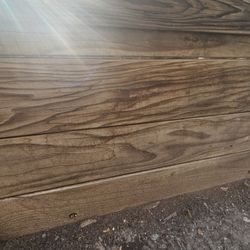 Raised Garden Bed / Garden Box – Great for Vegetables & Herbs