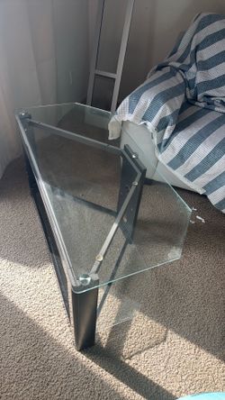 Glass tv table